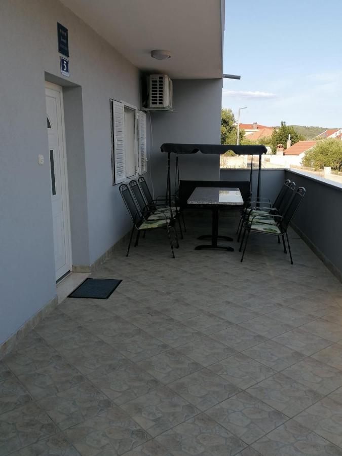 Apartment Slavica Trogir Exterior photo
